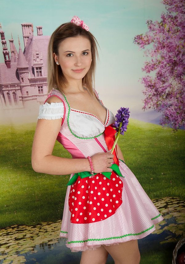 Тамара, 35